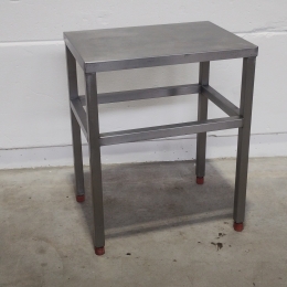 s/s table